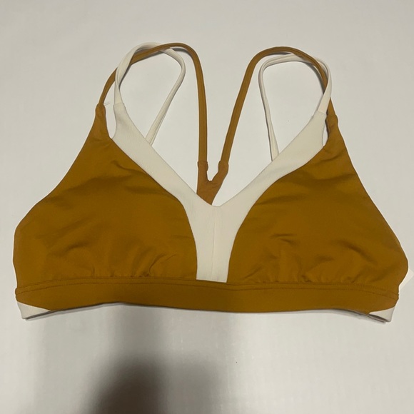 Lululemon Bra - Picture 1 of 5